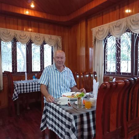 Sipanya Guesthouse Muangphonszavan Kültér fotó