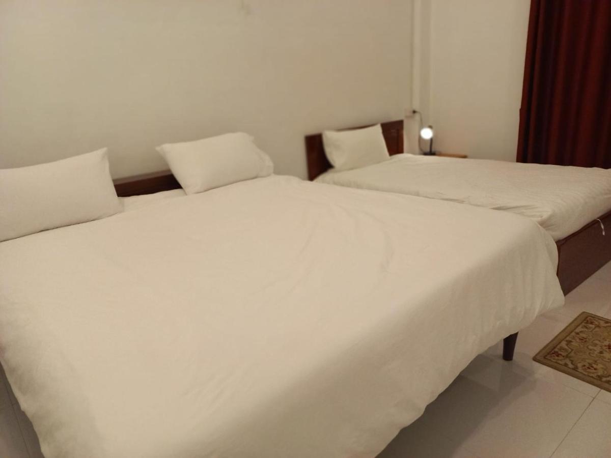 Sipanya Guesthouse Muangphonszavan Kültér fotó