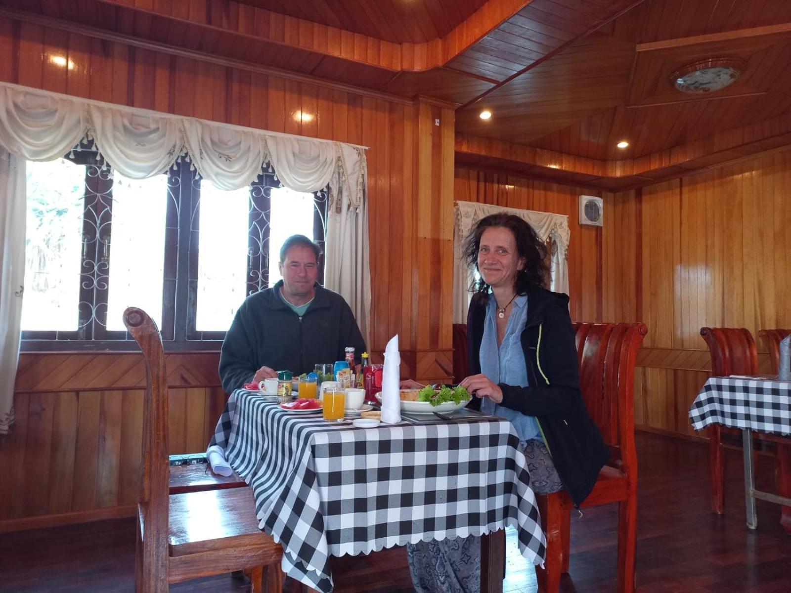 Sipanya Guesthouse Muangphonszavan Kültér fotó